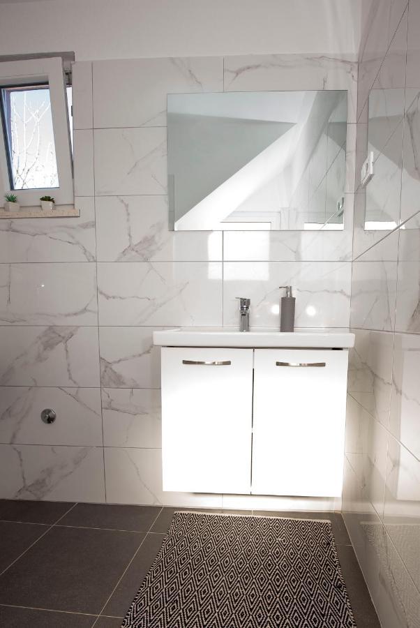 Apartment Maya Bellissima Tugare Экстерьер фото
